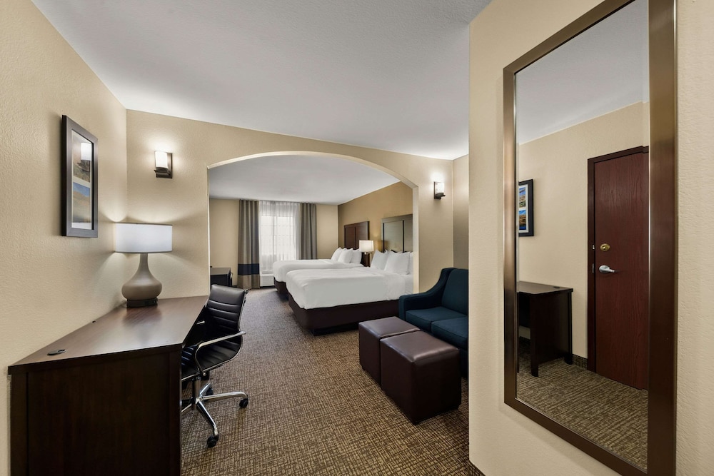 Comfort Inn & Suites Atoka