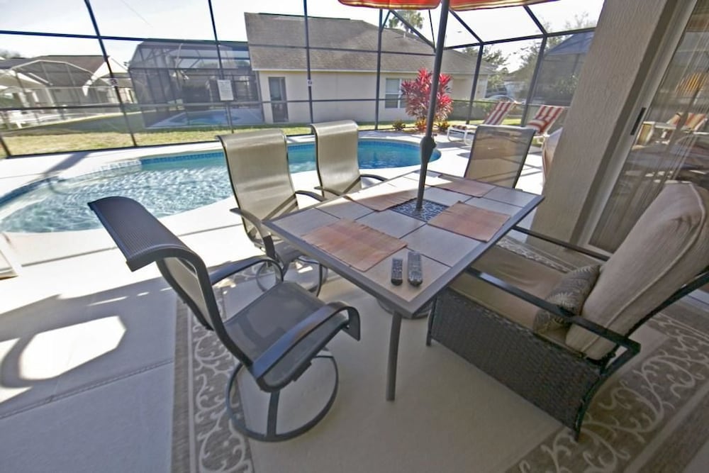 Luxury Home near Restaurants