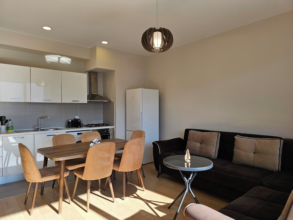 Archi chavchavadze one bedroom