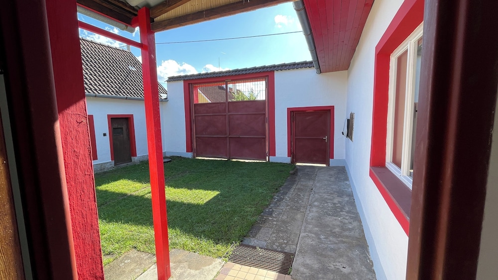 Cosy Country House U Faflika With Sauna and 2 Bathrooms
