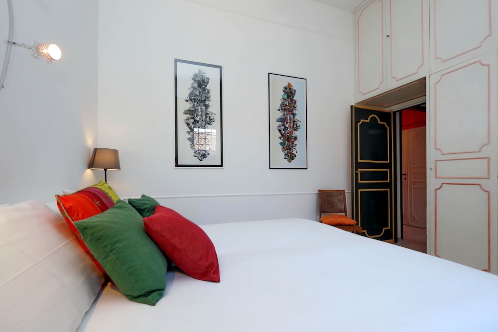 Garibaldi - WR Apartments