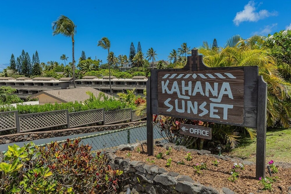 Kahana Sunset E5e 1 Bedroom Condo