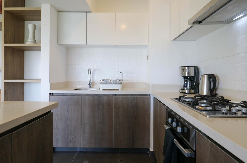 w Comfy 2BR w Park View in Miraflores