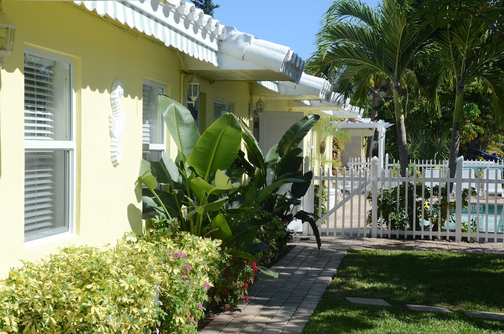 Bahama Beach Club of Pompano