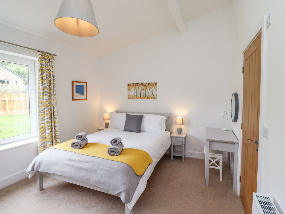 1 Orchard Cottages