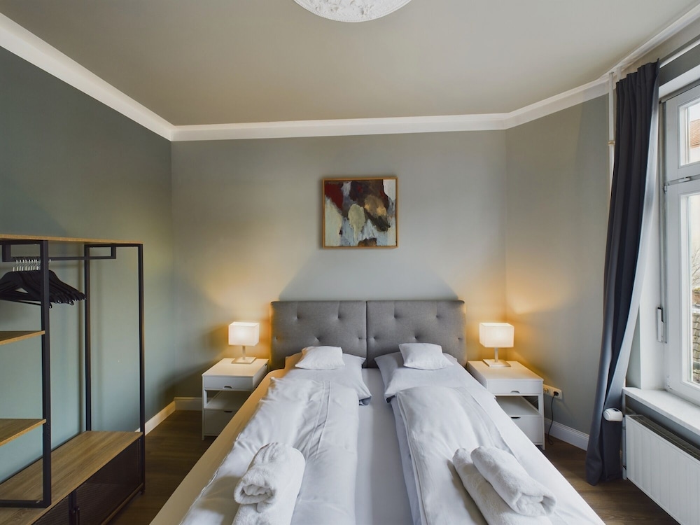 Art Apartments
