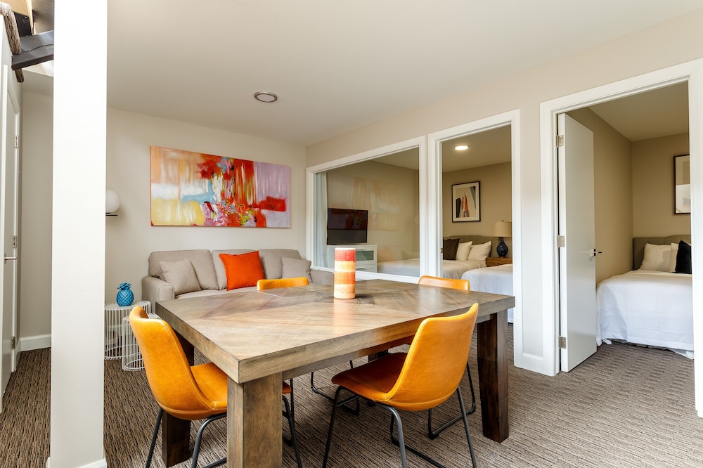 Parc Avenue Lofts