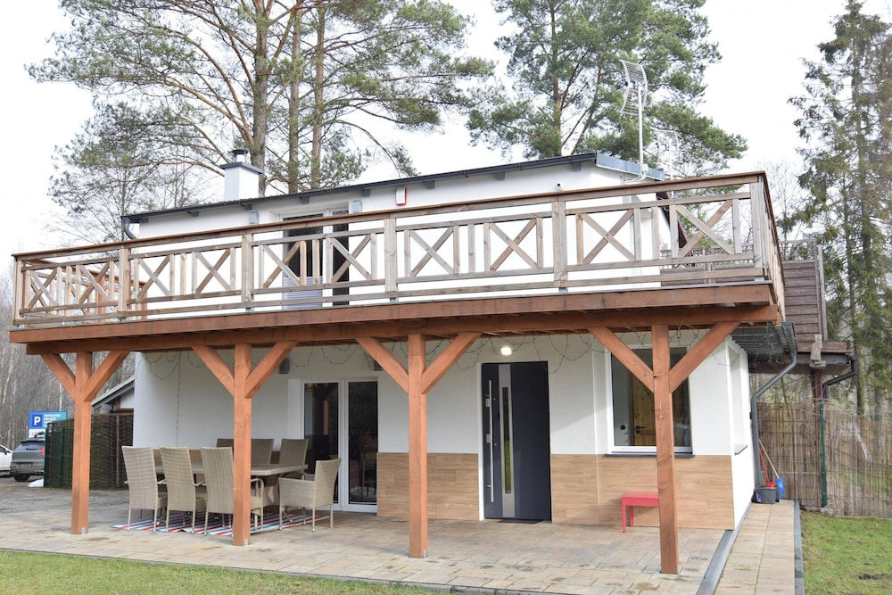 Holiday Home on the Lake Shore, Sauna, Jacuzzi