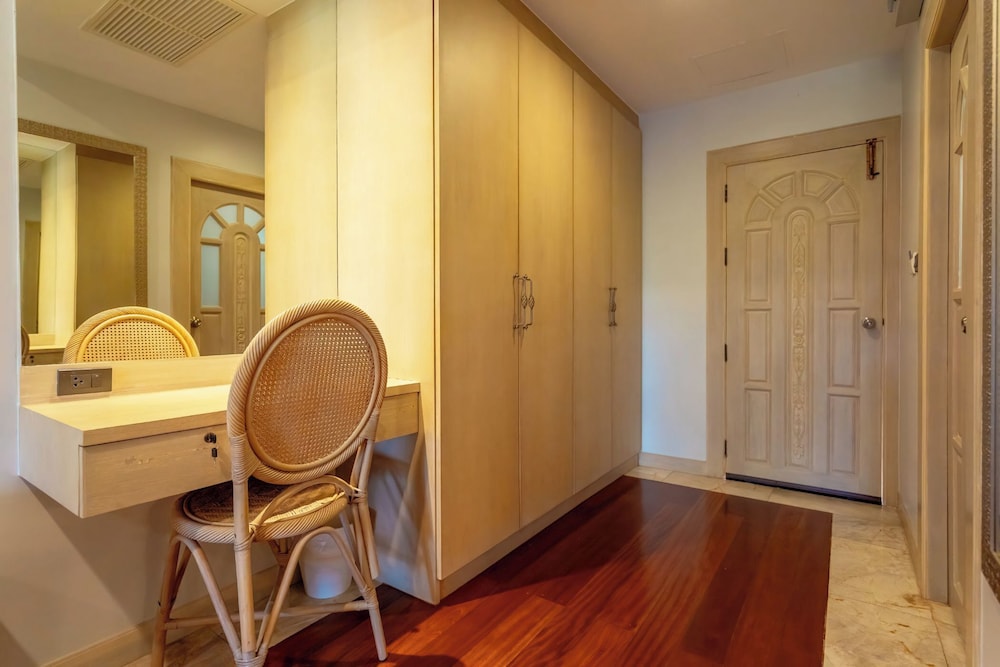 Ocean Pearl Residence