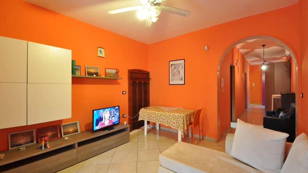 Villa for 6 People 2 Bedrooms a few Meters From the sea