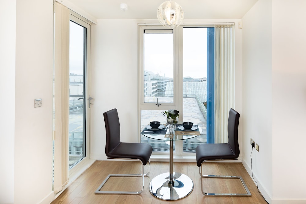 Brightleap Apartments - The Hub