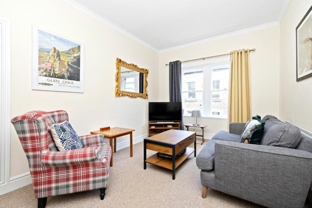 JOIVY Rose Street Hideaway