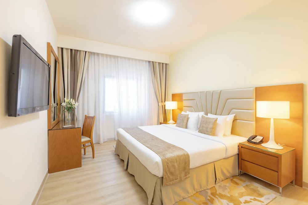 Golden Sands 10 Hotel Apartments