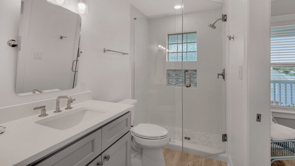 4BR Home w/ Private Pool, Game Room, Beach Access!