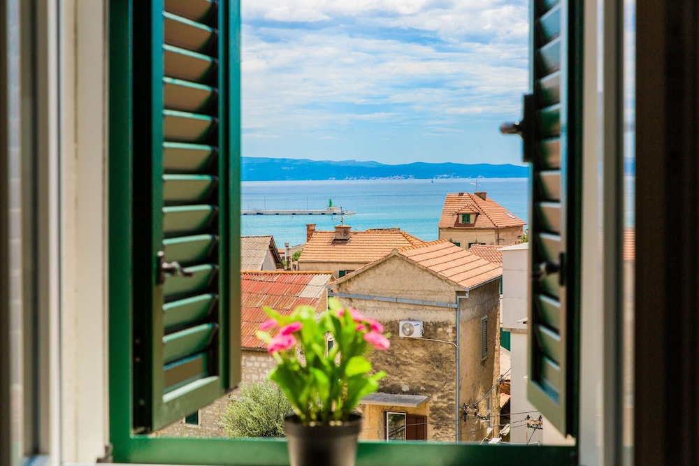 Apartment Smile Lux With View view 5