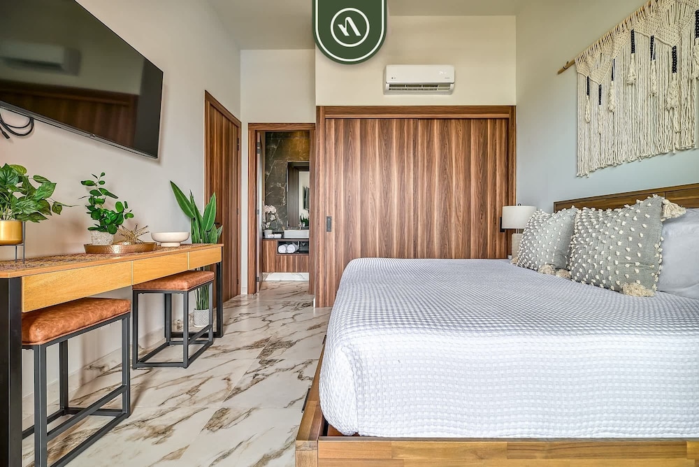 2BR Penthouse in Nuevo Vallarta - Terrace - Pool