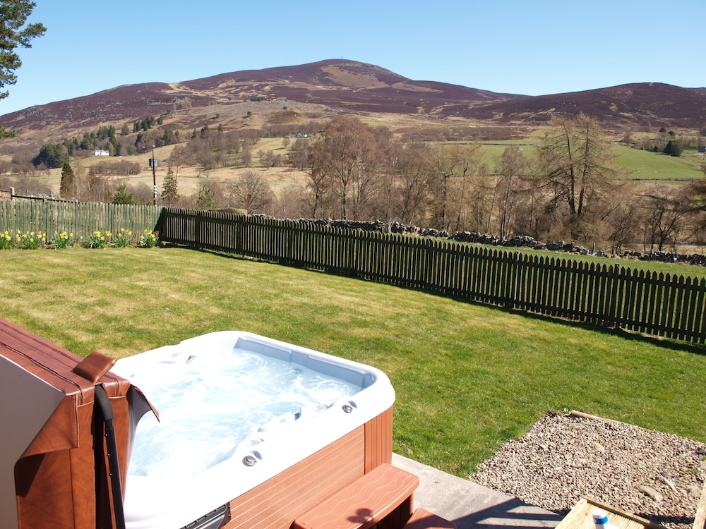 Dalnoid Cottages & Treehouses