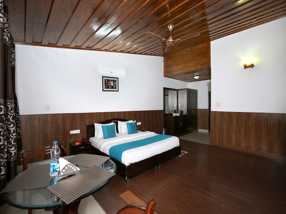 OYO 9660 Blossom Resort