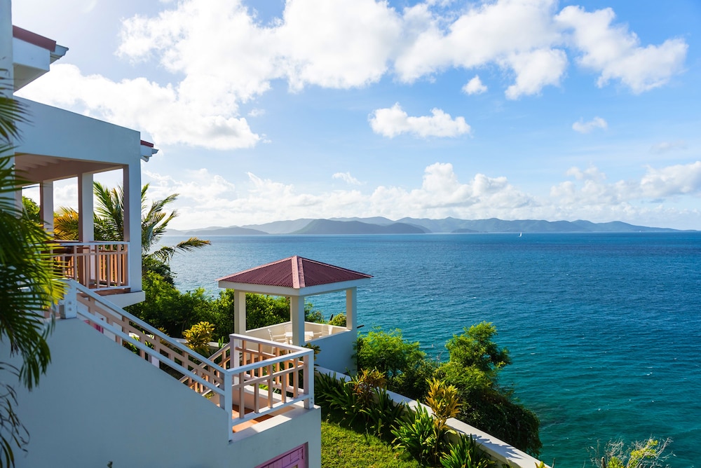 White Bay Villas and Beach Club