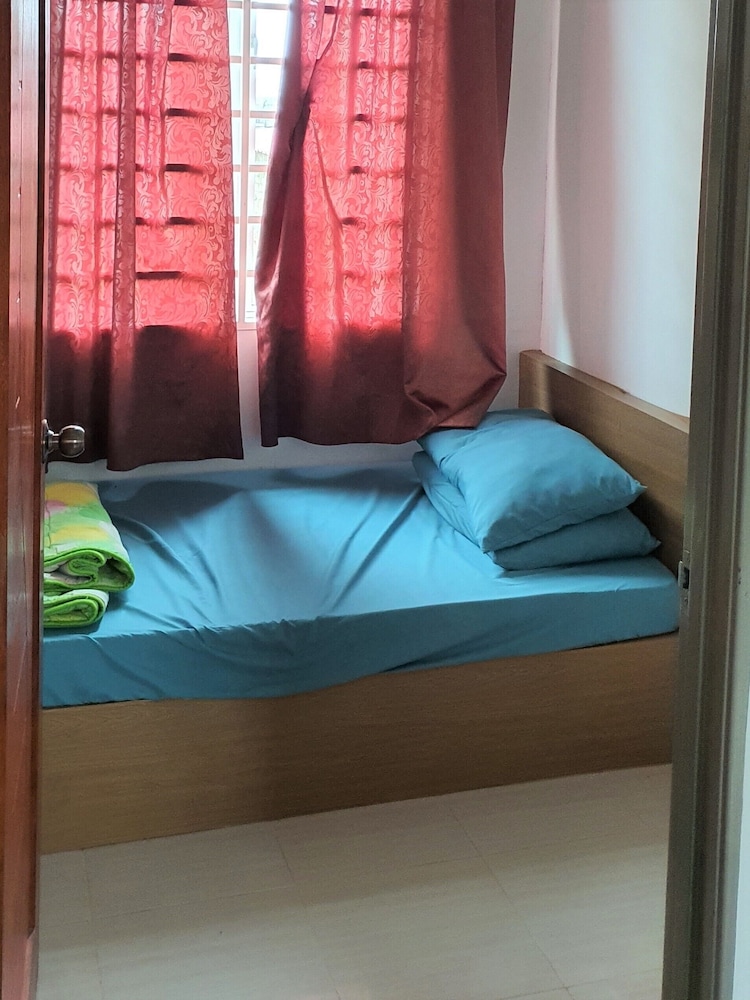 OYO Home 90496 Delima Homestay photo 4