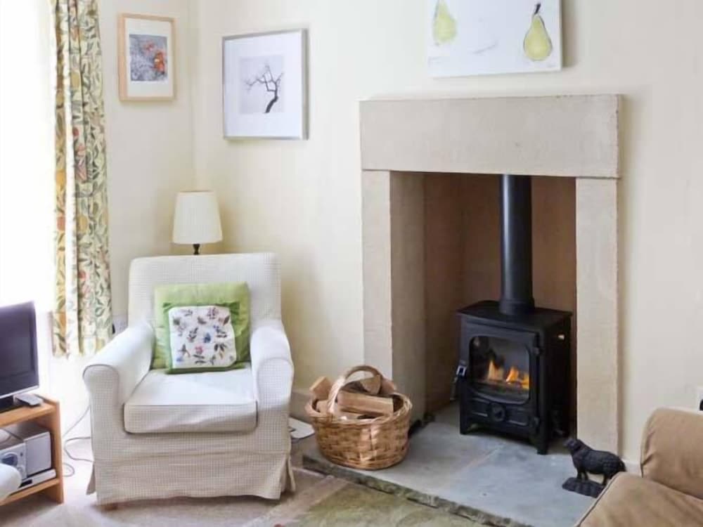 Bridle Cottage view 4