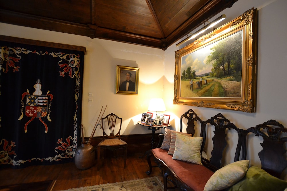 Casa das Paredes view 2