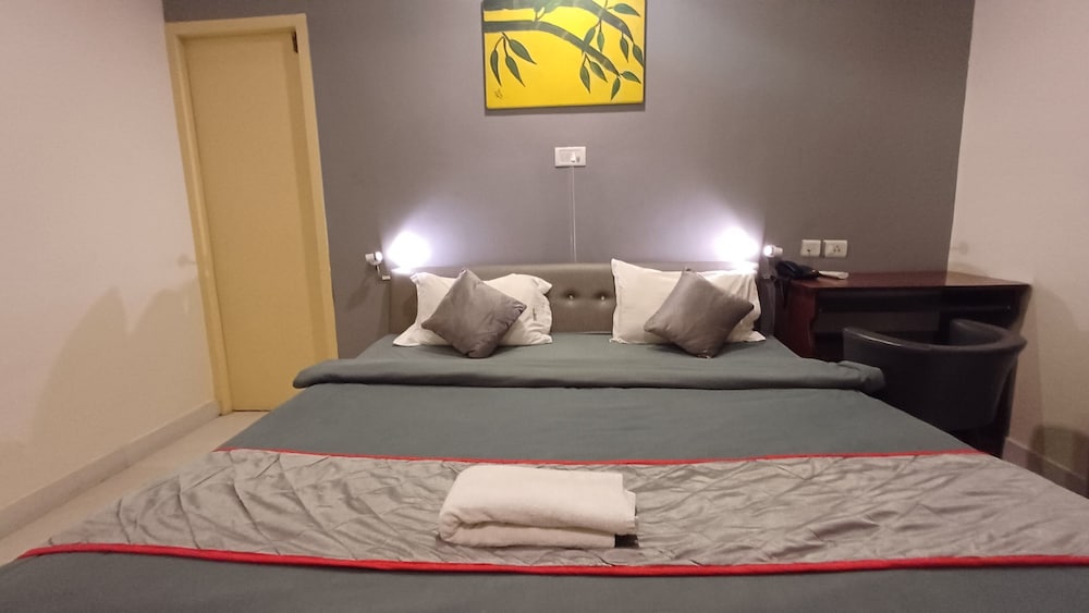 Sign Inn Apart Hotel Sriperumbudur