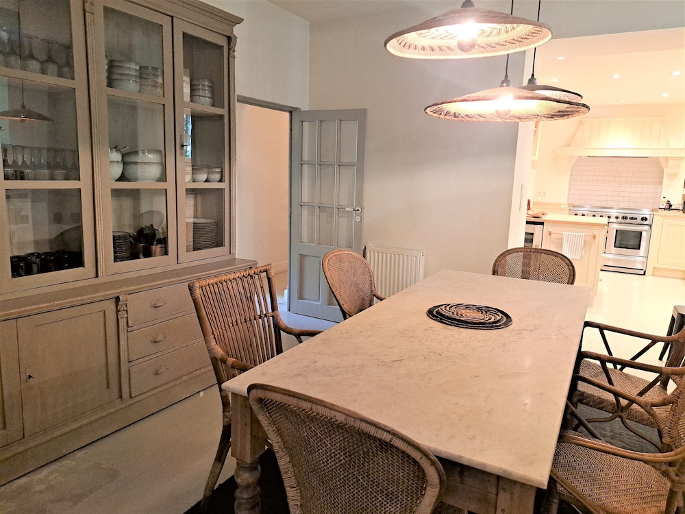 Villa Maillane 18th Century Residence Completely Renovated