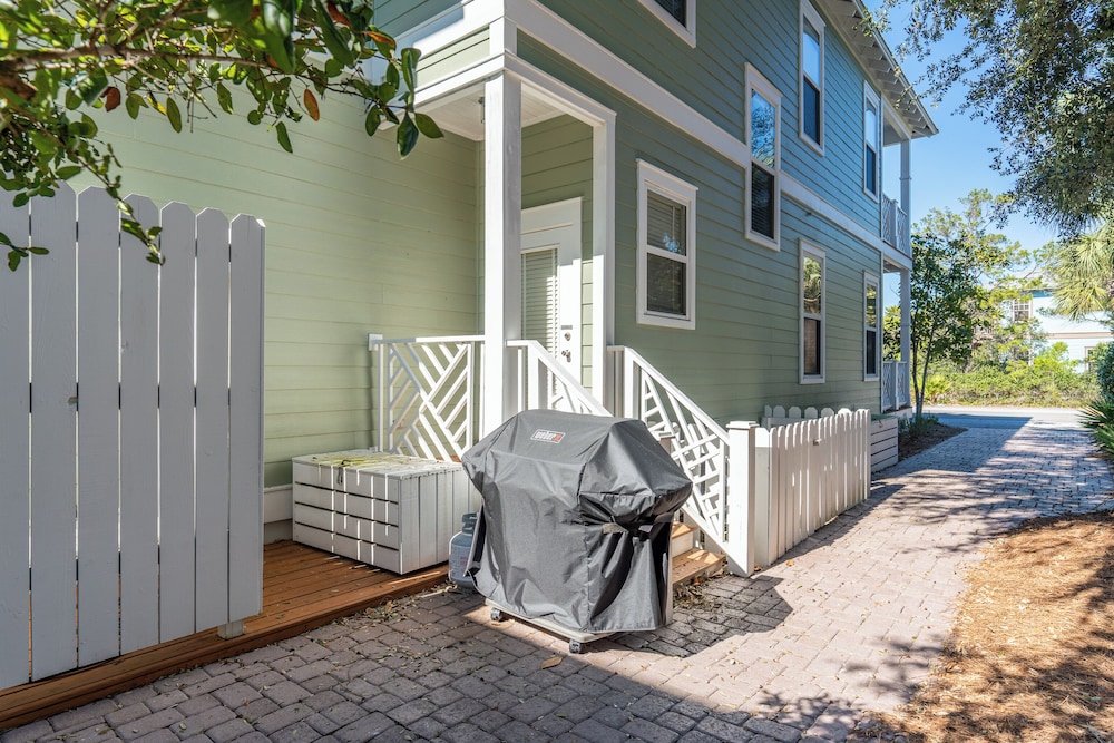 Pet Friendly Seacrest Home for 10 - Resort Pool + Beach Shuttle view 5