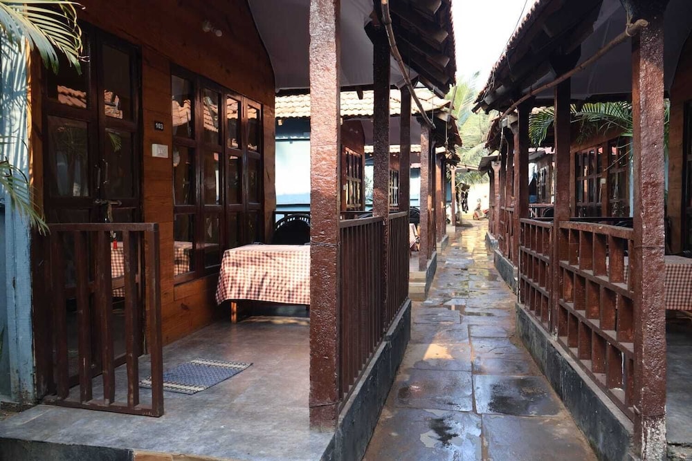 Nirvana Beach Cottages