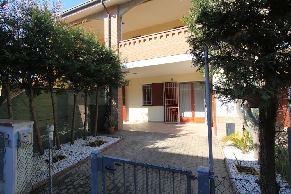 Begonia Villas