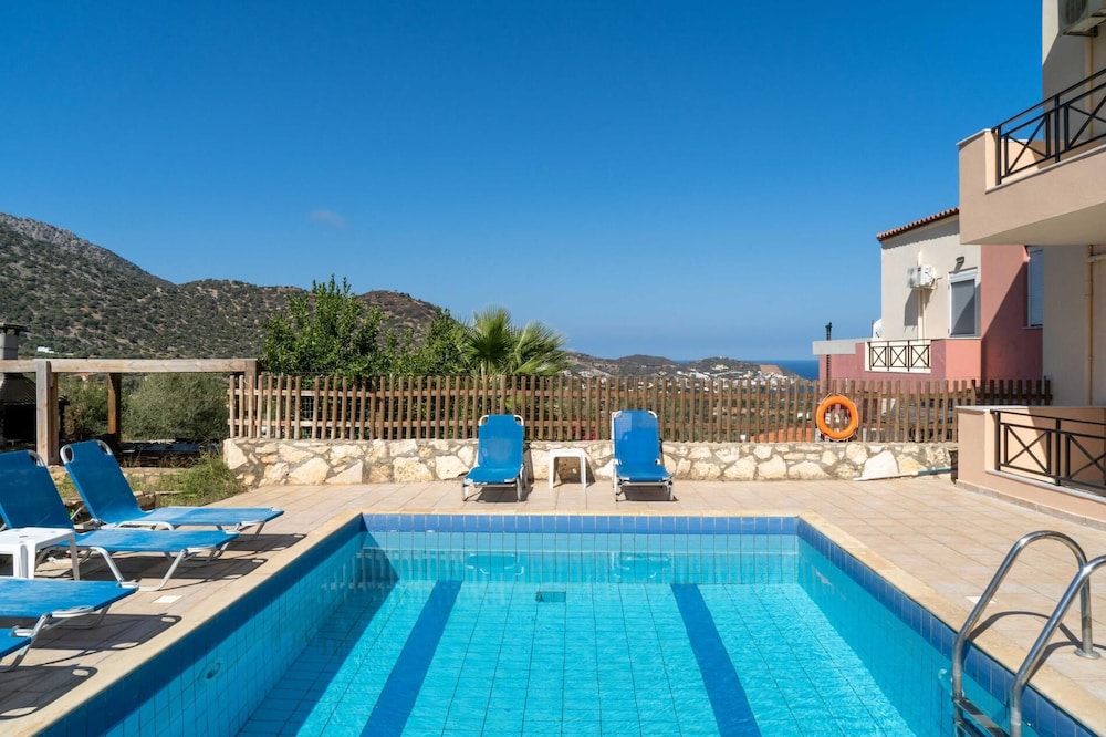 Villa Nikolas in Mylopotamos