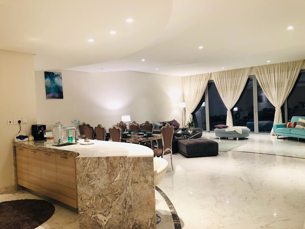 Durrat Al Bahrain Luxury Villa