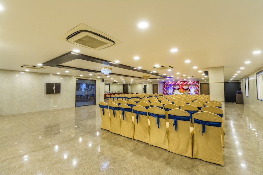 meeting & event spaces