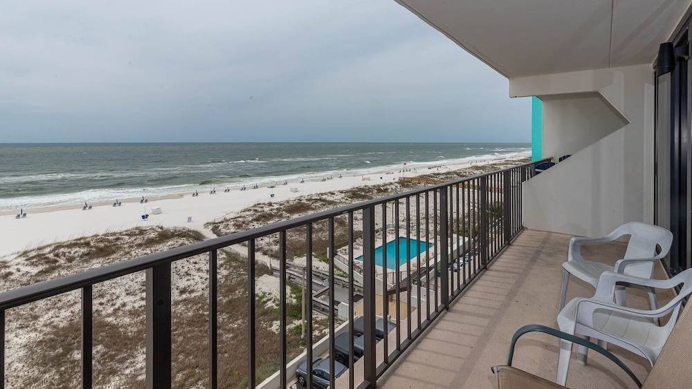 Island Winds East 501 3 Bedroom Condo