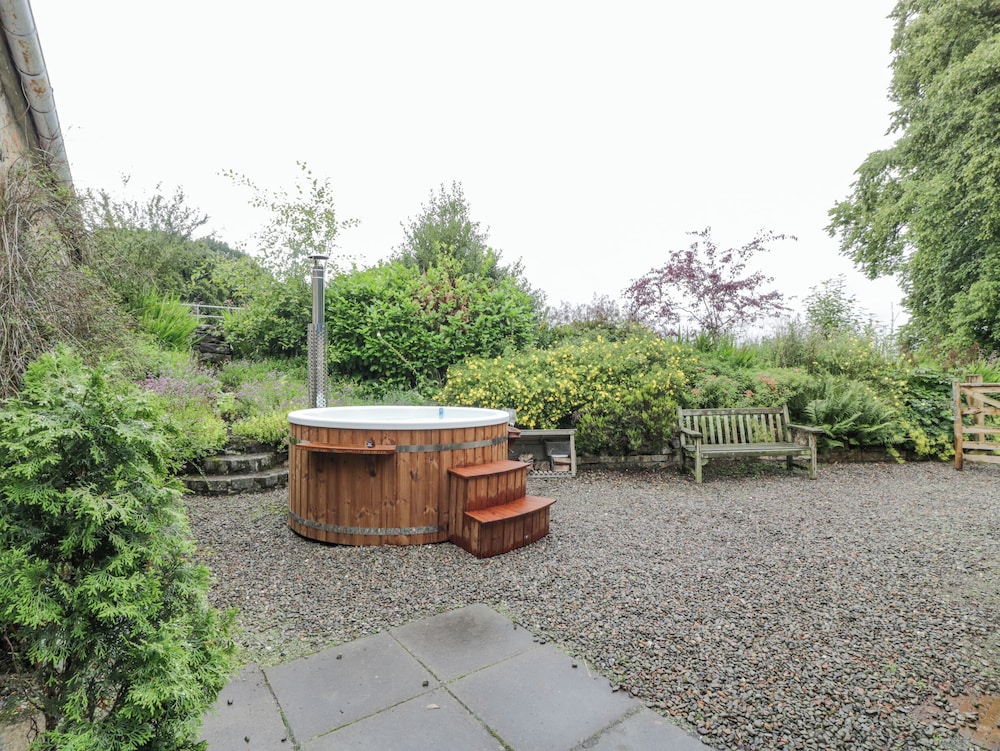 Trefoil Cottage