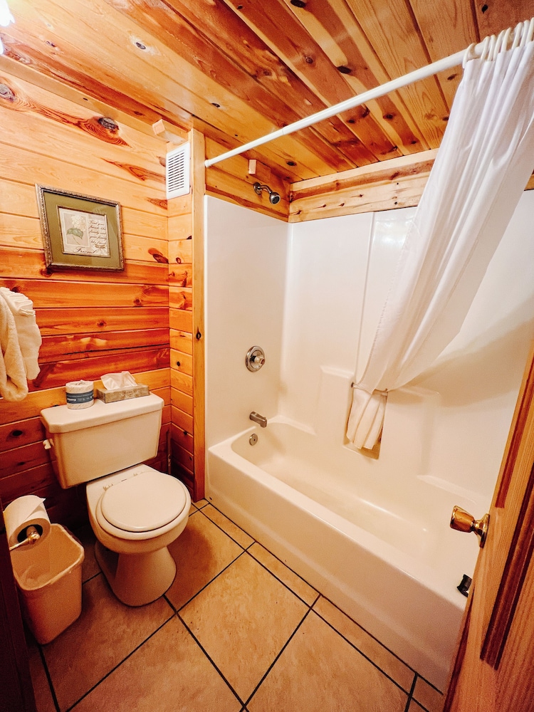 River Property Management LLC