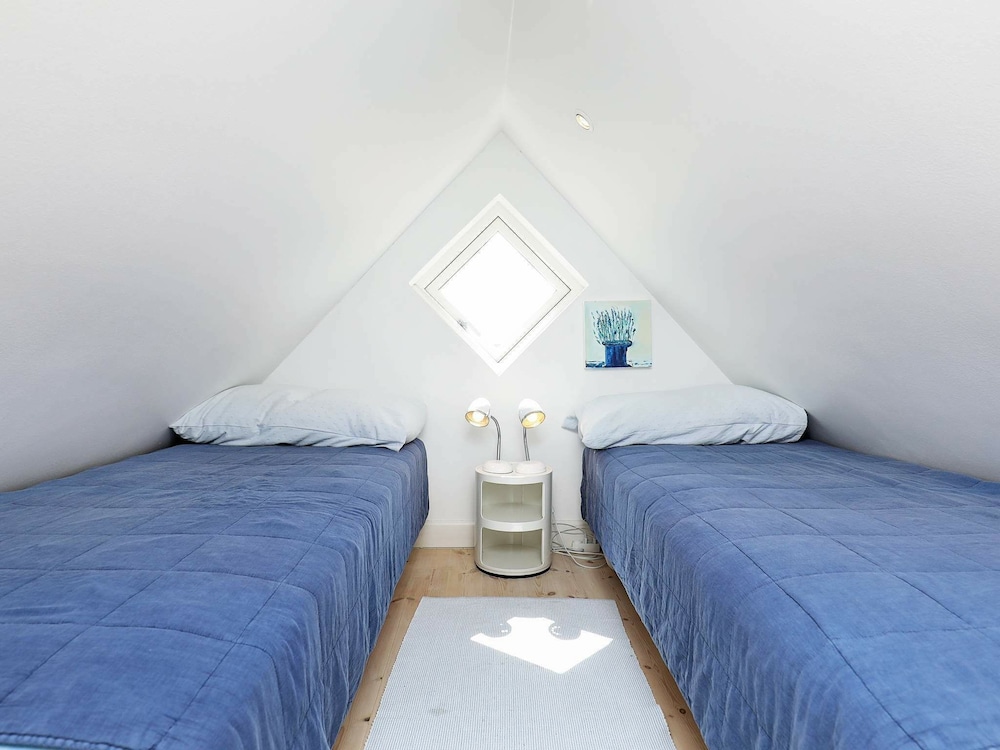 Luring Holiday Home in Skagen With Terrace view 3