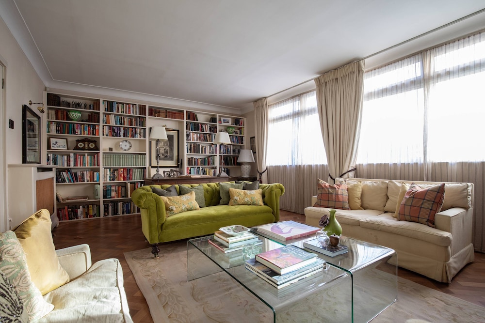 Courtfield Mews by Onefinestay