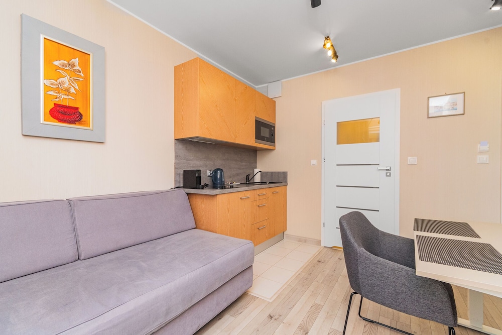 Amber Port 12A by Grand Apartments