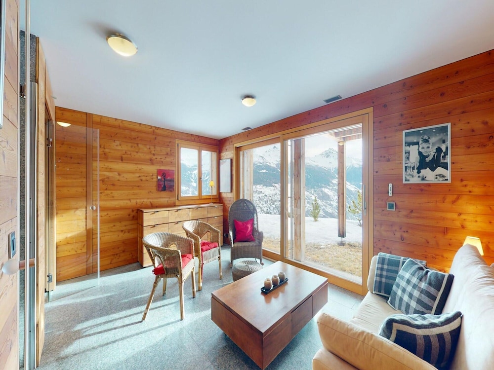 Etoiles des Neiges Luxe & Jacuzzi Chalet
