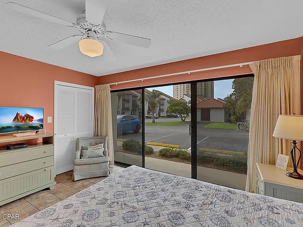 Edgewater Golf Villa 3101
