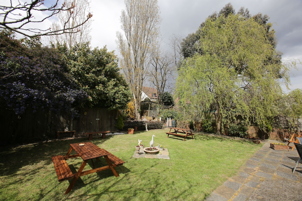 Manor House London
