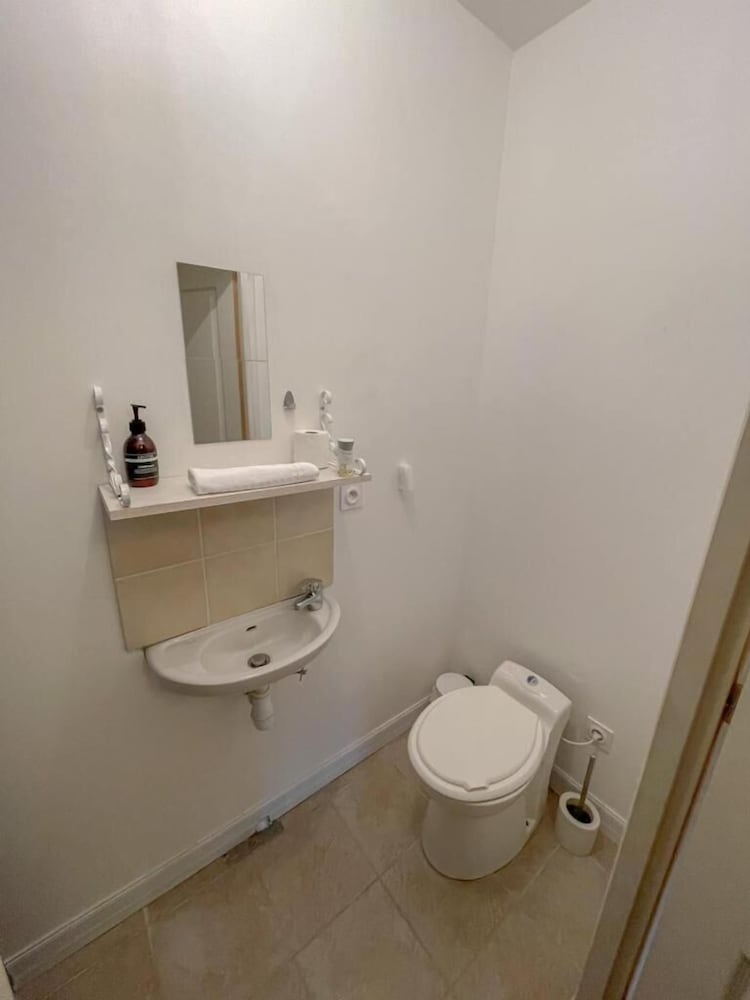 Felicidade Hostel