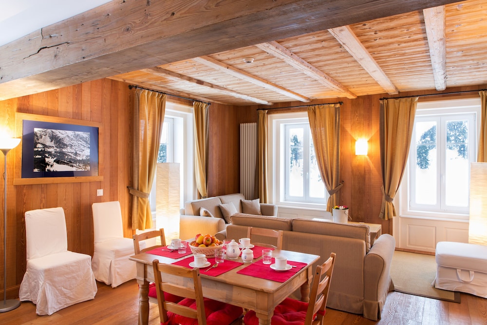 Maloja Club House
