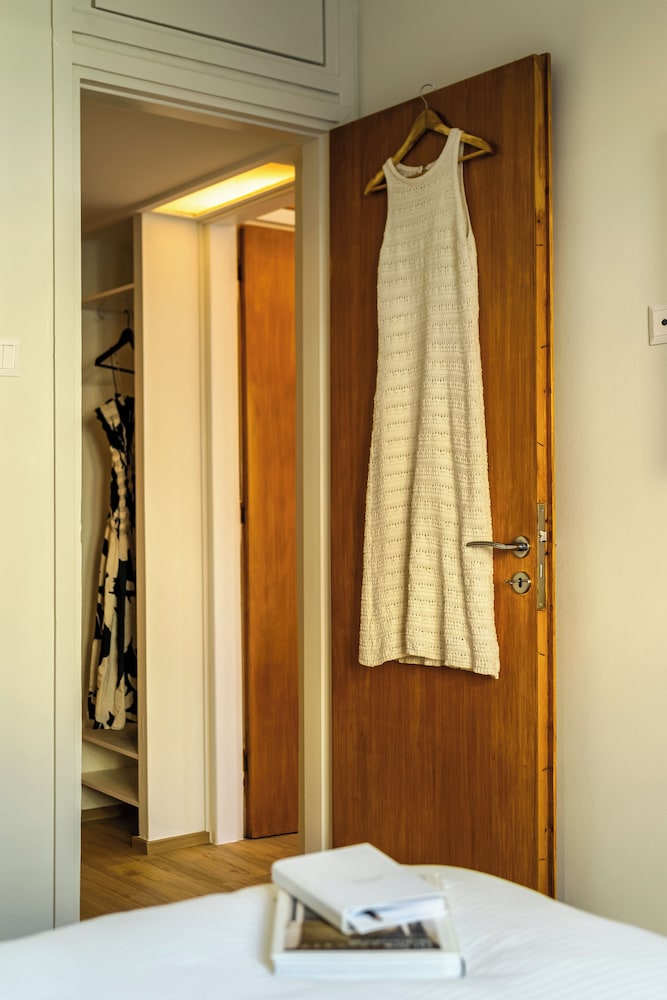 Touching Acropolis Elegant Apartment