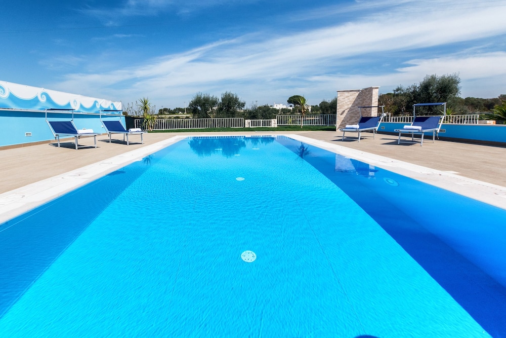 Villa Afrodite en Ostuni — recepcion & lobby