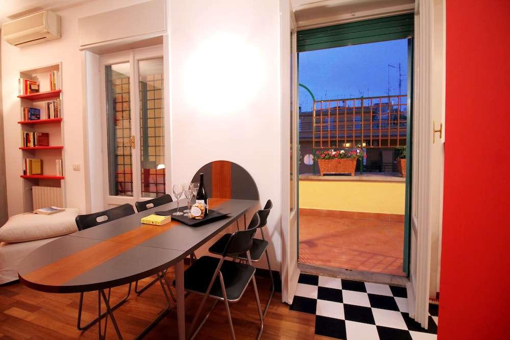 Wonder Romantic Terrace