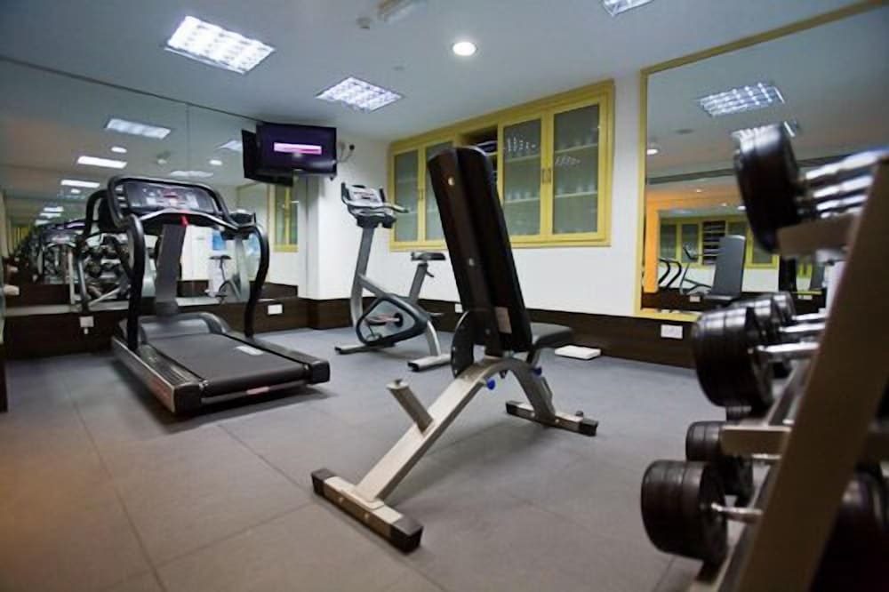 Abu Dhabi Vacations - Phoenix Plaza Hotel Apartments - Property Image 21