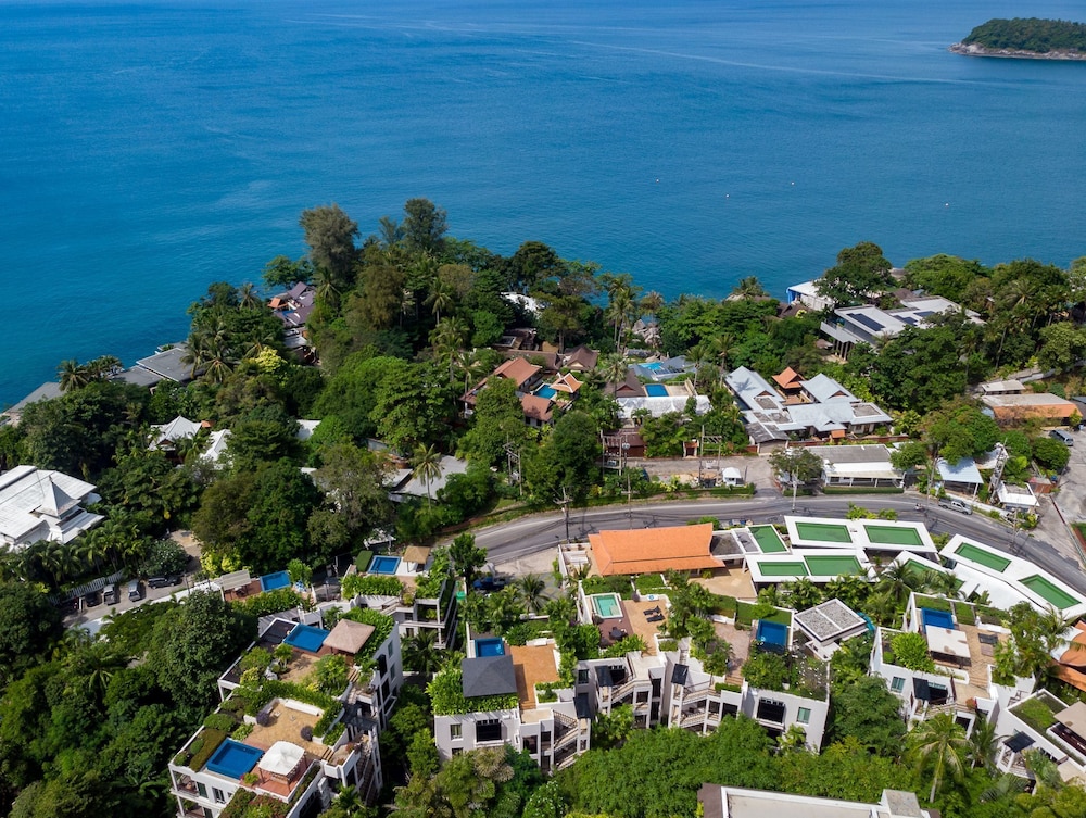 Kata Gardens 2br Holiday Apartment 8A view 5